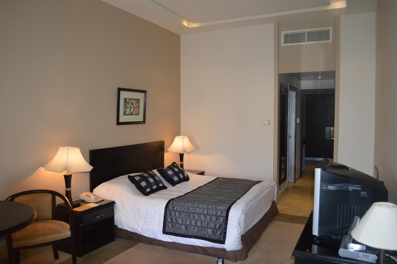 Century Park Hotel Amã Quarto foto